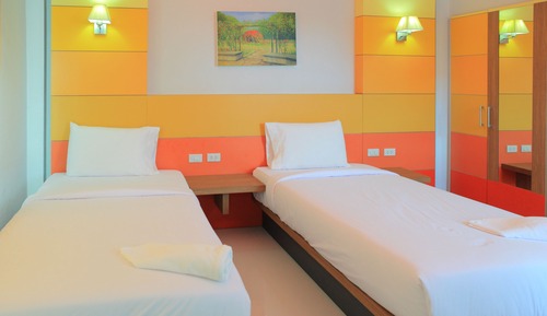Standard Twin Room