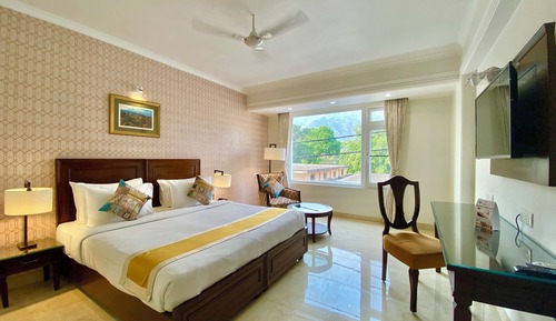 Premium Room