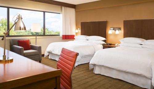 Room, 2 Queen Beds (Mobility Accessible, Roll-In Shower)