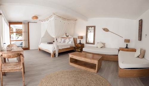 Deluxe Bungalow