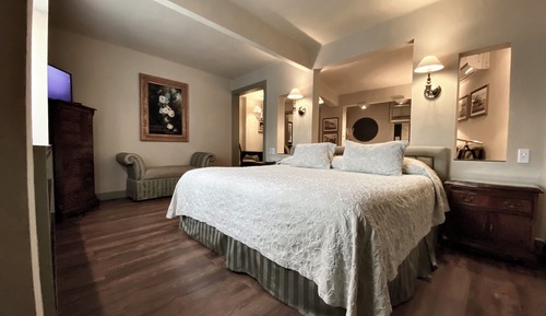 Suite (Suite 6)