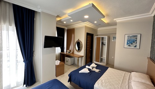Superior Triple Room