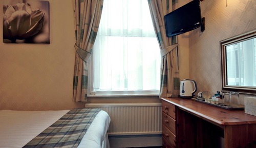 Double Room (Room3)