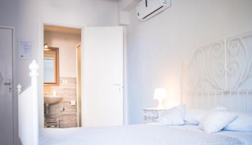 Large Double or Twin Room