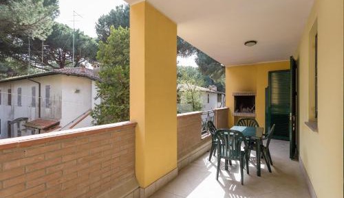 Apartment with Terrace