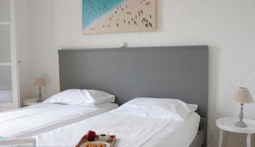 One-Bedroom Apartment (3 Adults)