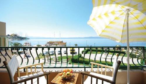 Studio Apartment with Sea View