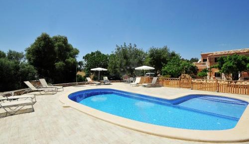 Six-Bedroom Holiday Home