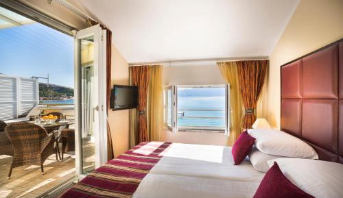 Suite for 2+2 with Jacuzzi Seaview