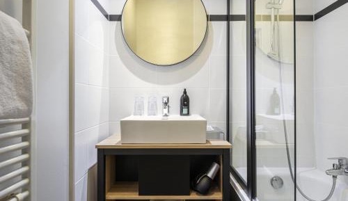 Studio (2 Adults)