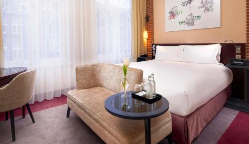 Superior Queen Room with Courtyard, Garden or City View