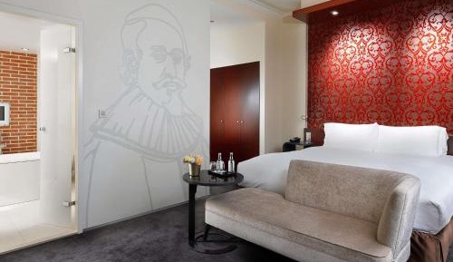 Prestige Suite