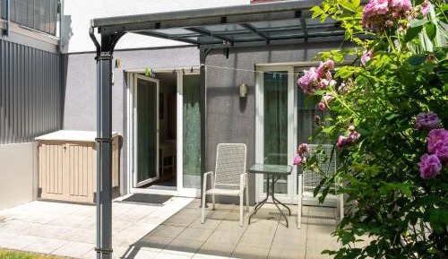 One-Bedroom Holiday Home