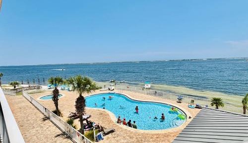 Two-Bedroom Apartment - Oceanfront 