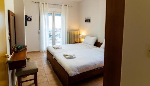 Twin Room with View