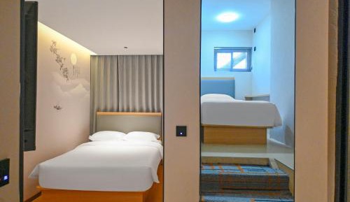 Family Room with Private Bathroom