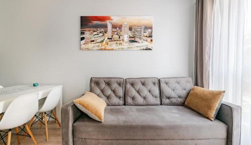 One-Bedroom Apartment with Balcony
