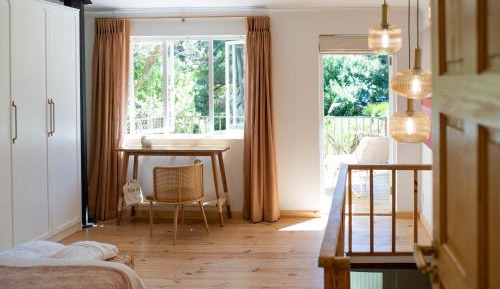 One-Bedroom Apartment with Balcony and Mountain View  