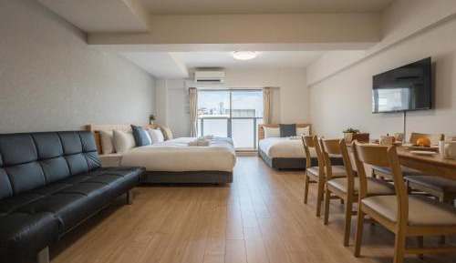 Deluxe Family Suite