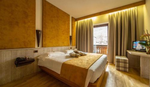 Double or Twin Room with Balcony