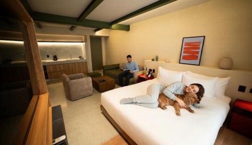 One-Bedroom Apartment with Balcony