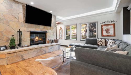 Two-Bedroom Apartment with Terrace