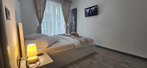 One-Bedroom Apartment with Balcony