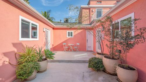 Seven-Bedroom Apartment