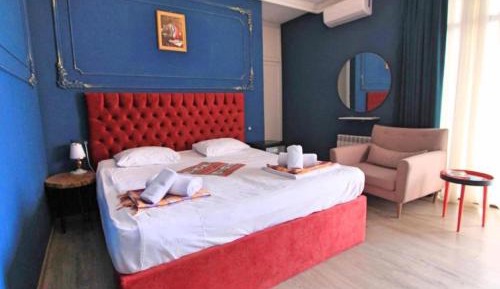 Deluxe Double Room with Side Sea View