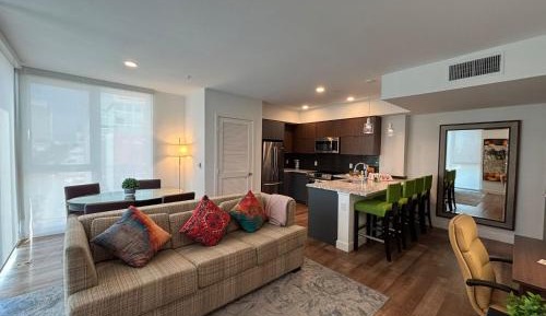 One-Bedroom Deluxe Apartment