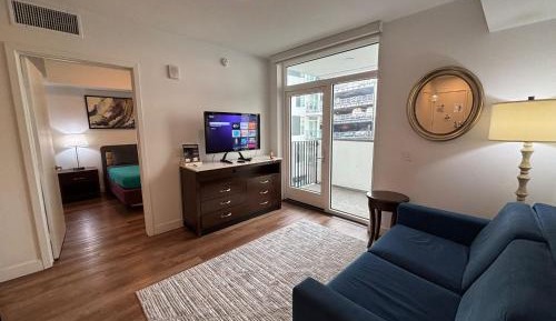 One-Bedroom Apartment with Balcony