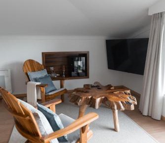 Suite with River View