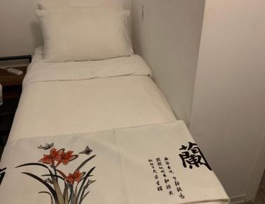 Single Bed in Mixed Dormitory Room