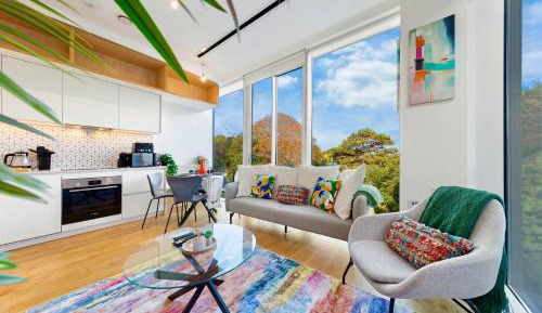 Two-Bedroom Deluxe Apartment