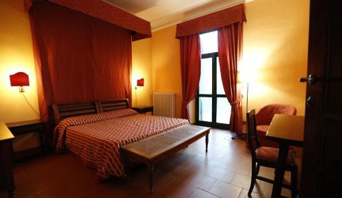 Double or Twin Room with Terrace