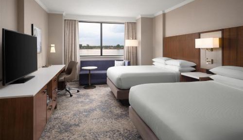 Riverside Queen Room with Two Queen Beds - Riverfront