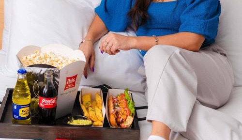 Superior Queen Room Plug and Play