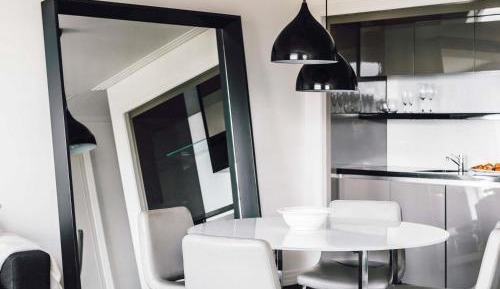 Junior King Suite with Spa Bath and Private Office