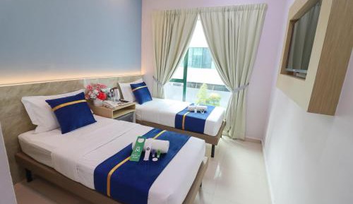 Deluxe Twin Room