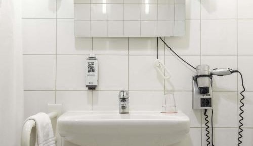 Standard Twin Room with Two Twin Beds - Accessible