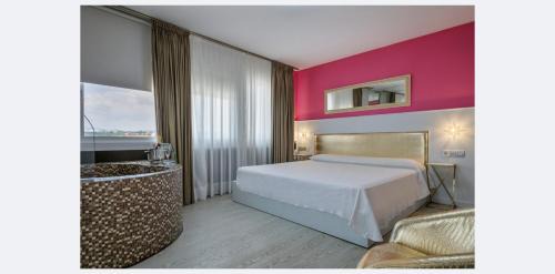 King Suite with Balcony