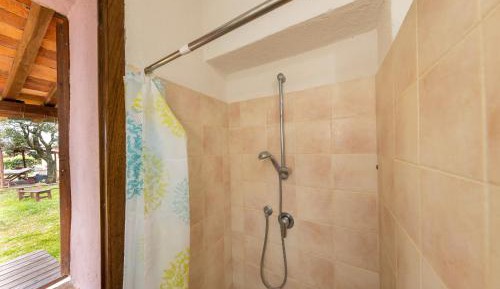 Superior One-Bedroom Apartment