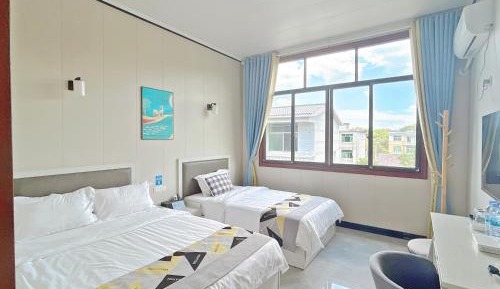 Twin Room with Bathroom