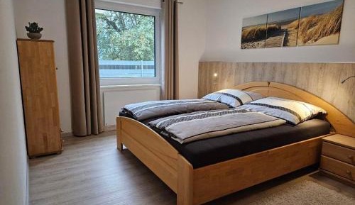 One-Bedroom Apartment with Shower