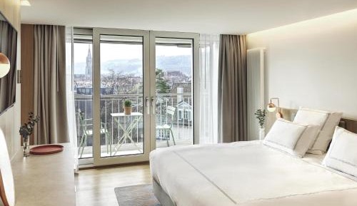 Vitality King Suite with Balcony and Panoramic View