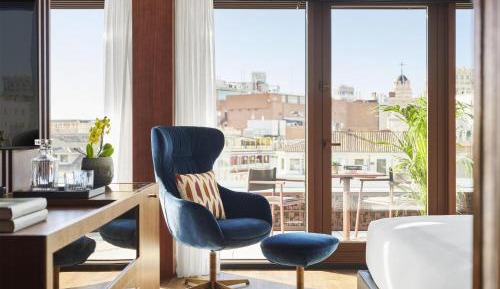 Corner Suite with Terrace