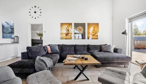 Five-Bedroom Holiday Home