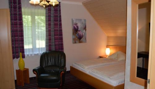 Large Double Room