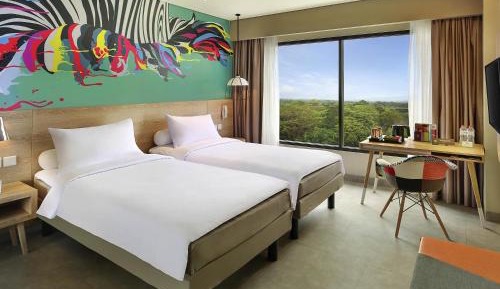 Deluxe Twin Room with Golf View