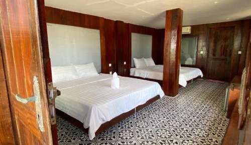 King Room with Two King Beds